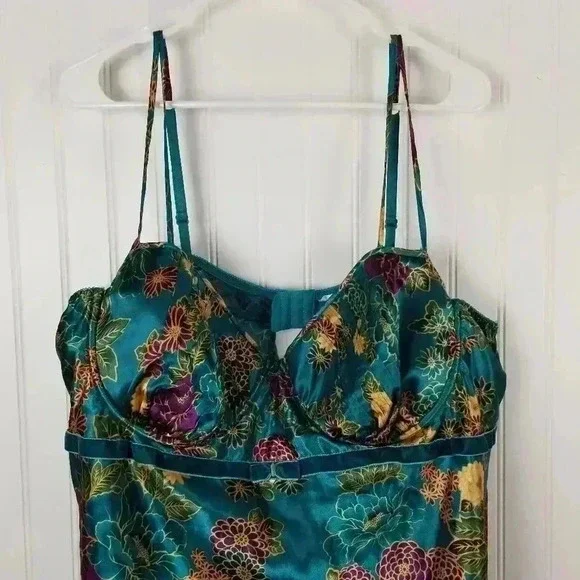 Cacique Womens Babydoll Floral Satin Slip Top Velvet Sz 26/28 Fairy Whimsigoth - Picture 9 of 16